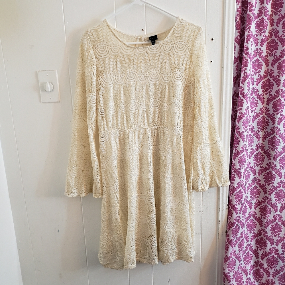 Lace dress